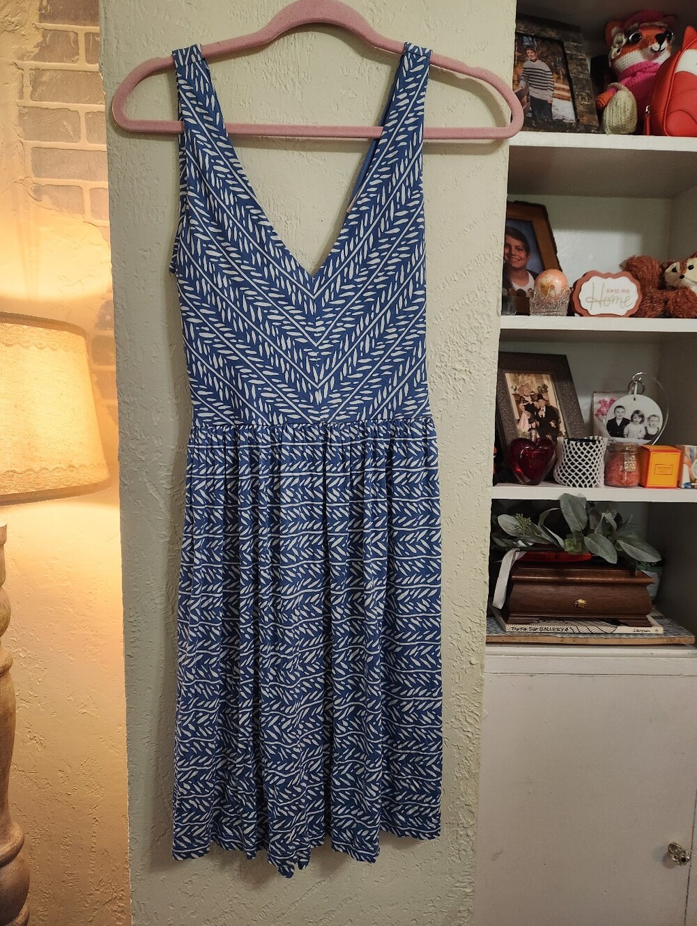 Loft Blue Printed V-Neck Sleeveless Women's Dress Size Small EUC - Picture 7 of 7